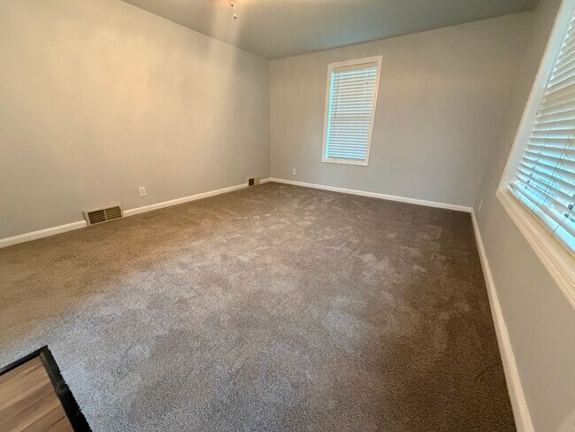Foto del edificio - 3137 Bermuda Ln