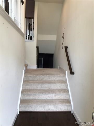 Building Photo - 5423 Hickory Ann Dr