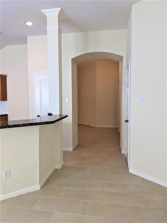 Building Photo - 3019 Sunset Park Dr