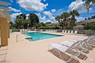 Building Photo - 12081 Summergate Cir
