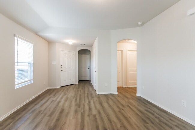 Foto del edificio - 25734 Hazy Elm Ln