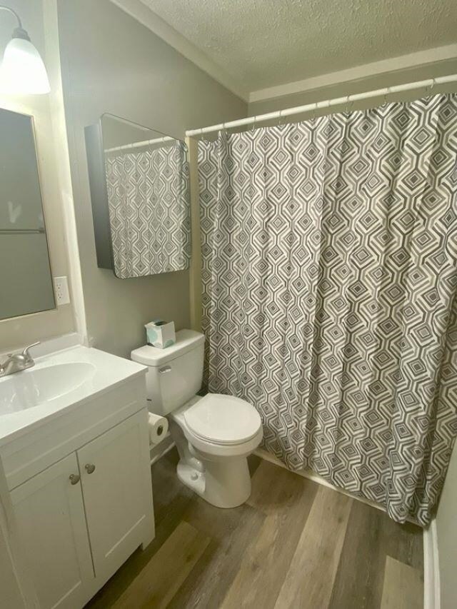 Foto del edificio - 916 Avery Dr