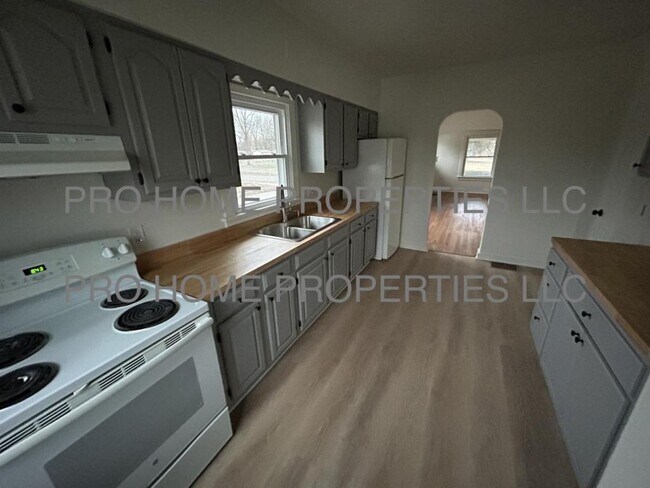 Foto del edificio - 400 Walton Ave