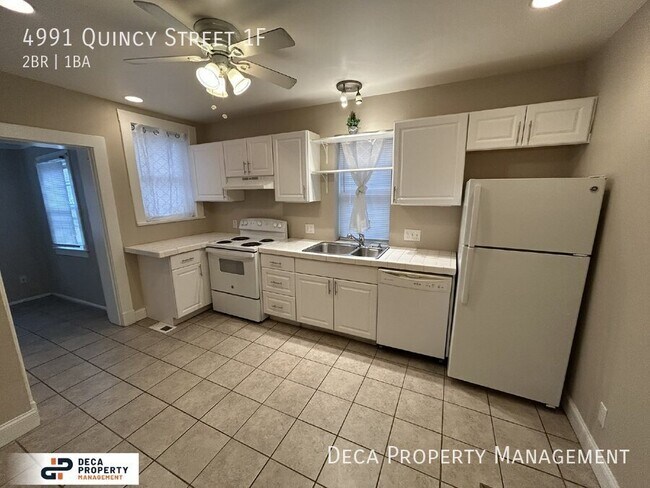 Foto del edificio - 4991 Quincy St