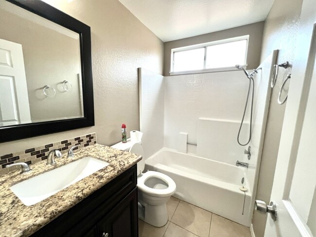 Building Photo - 7892 Whitney Ct