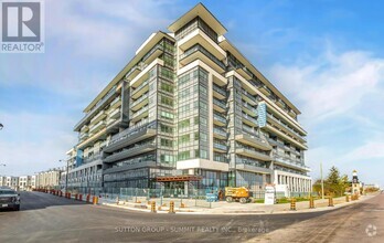 Building Photo - 395-395 Dundas St W