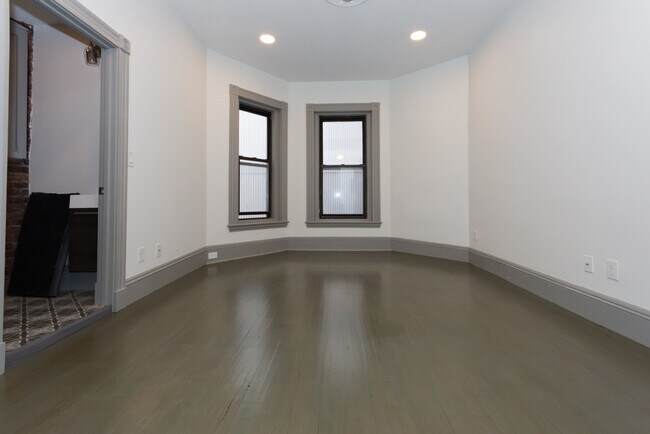 Foto del edificio - 10 Belvidere St