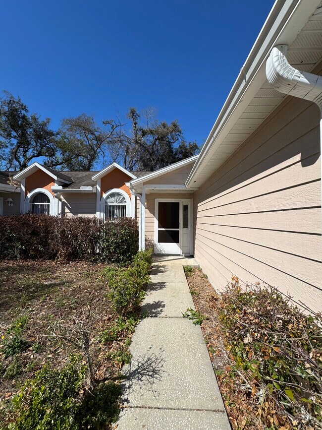 Foto del edificio - 3554 Irish Ln