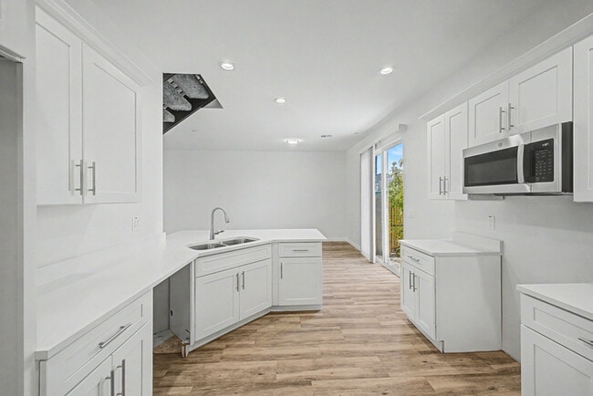 Building Photo - Jc Lifestyles