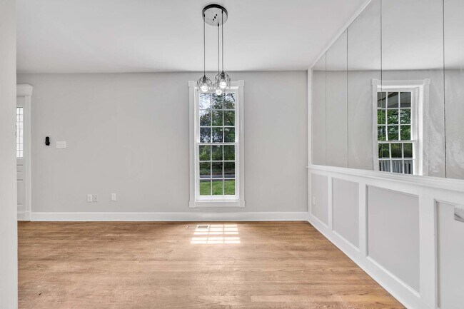 Foto del edificio - 3027 Cora Ave