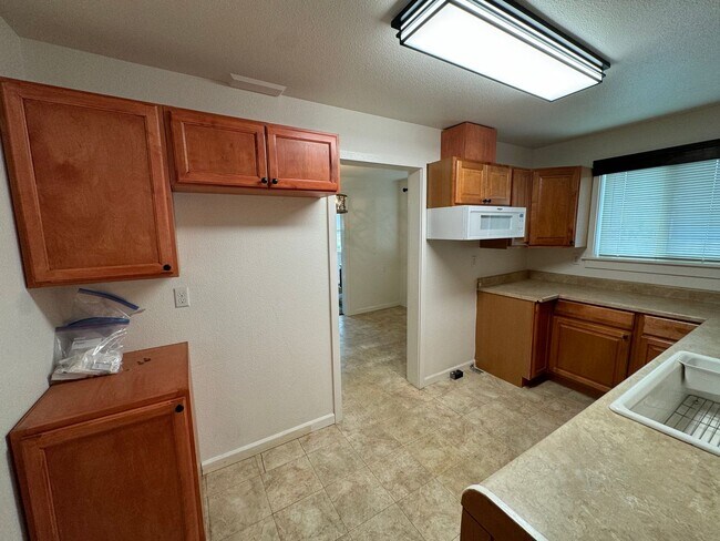 Foto del edificio - 3 bedroom house with a guest house