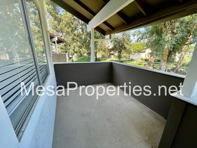 Foto del edificio - 3733 Country Oaks Loop