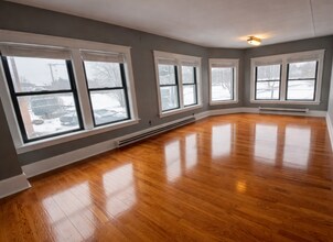 Building Photo - 2 Raymond Ave