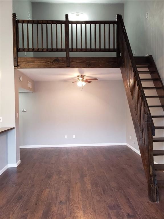 Building Photo - 7107 Holly Hill Dr