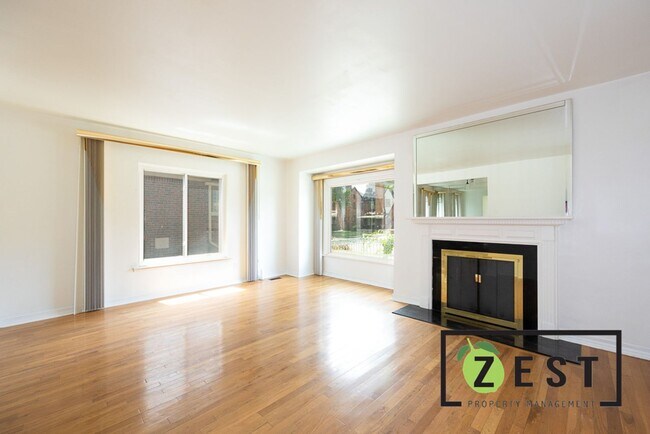 Foto del edificio - 17352 Roselawn St