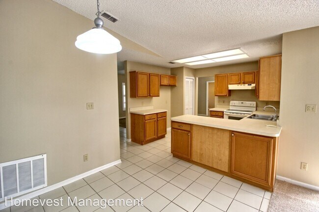 Building Photo - 4 br, 2 bath House - 3832 Ocita Drive