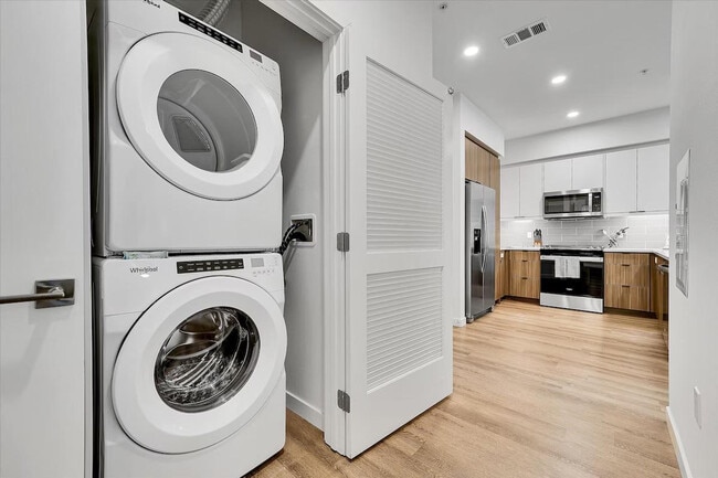 Foto del edificio - 593 Camino De La Reina