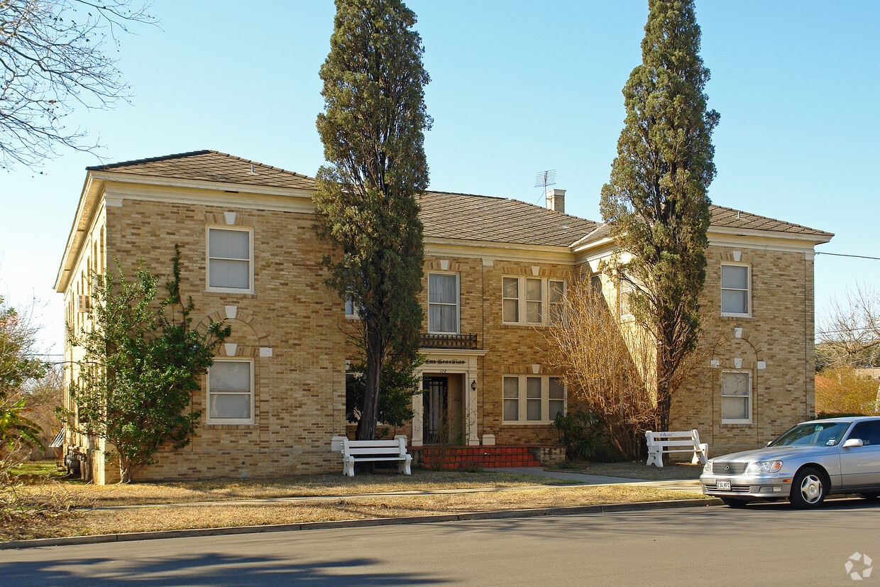 Primary Photo - The Georgian