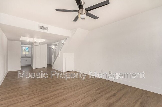 Building Photo - 1215 E Lemon St