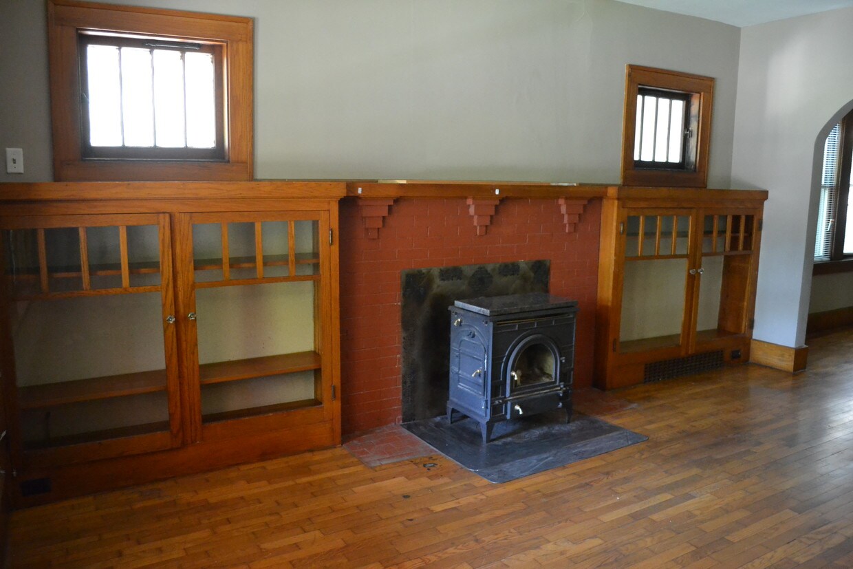 929 Tennessee St, Lawrence, KS 66044 House Rental in Lawrence, KS