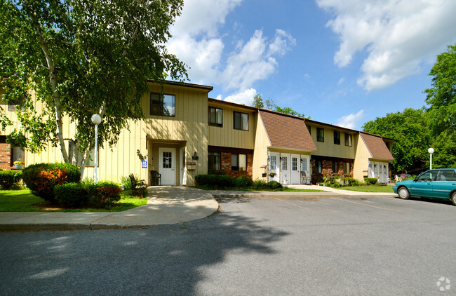 Building Photo - Driftwood Apartments