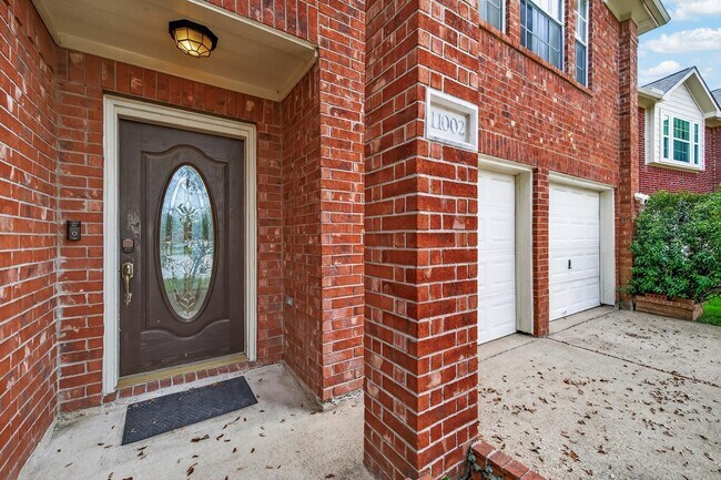 Building Photo - 11002 Heron Nest St