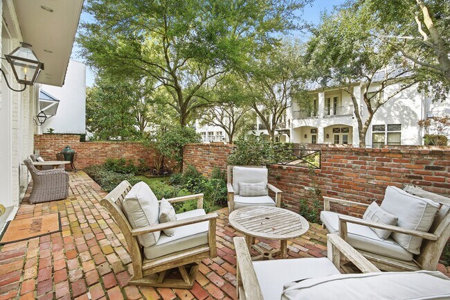 Foto del edificio - 3240 Bammel Ln