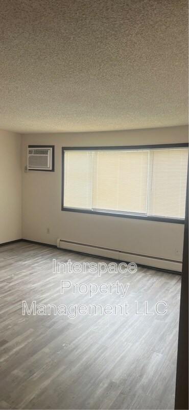 Foto del edificio - 1500 Pioneer Rd