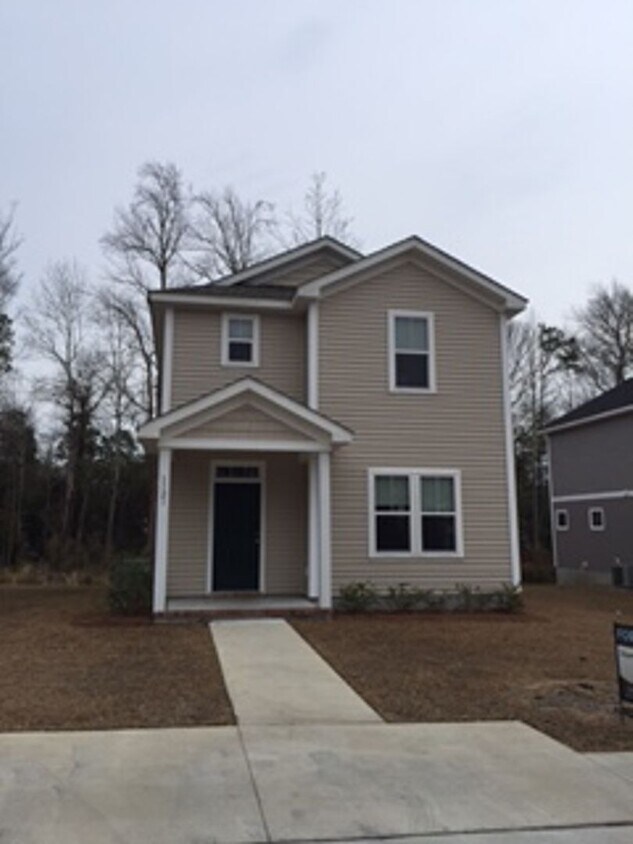 Primary Photo - 3 Bedroom 2 Bathroom Home