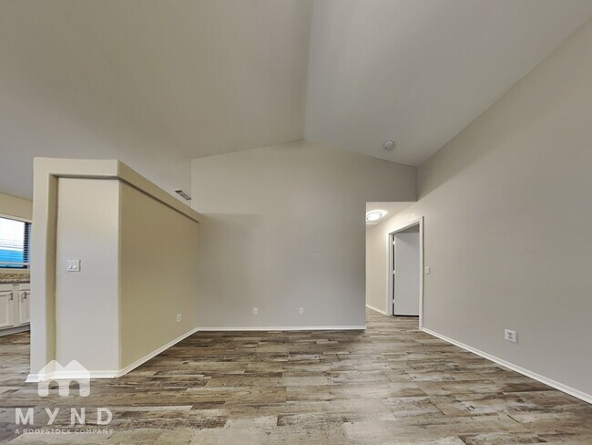 Foto del edificio - 10740 W Mountain View Dr
