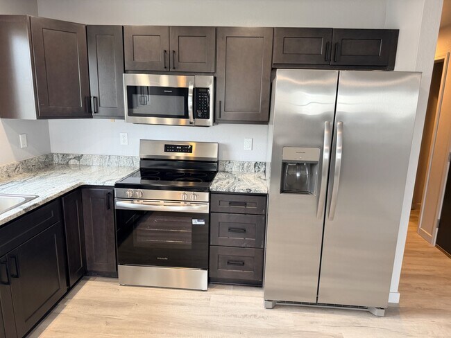 Foto del edificio - Division St