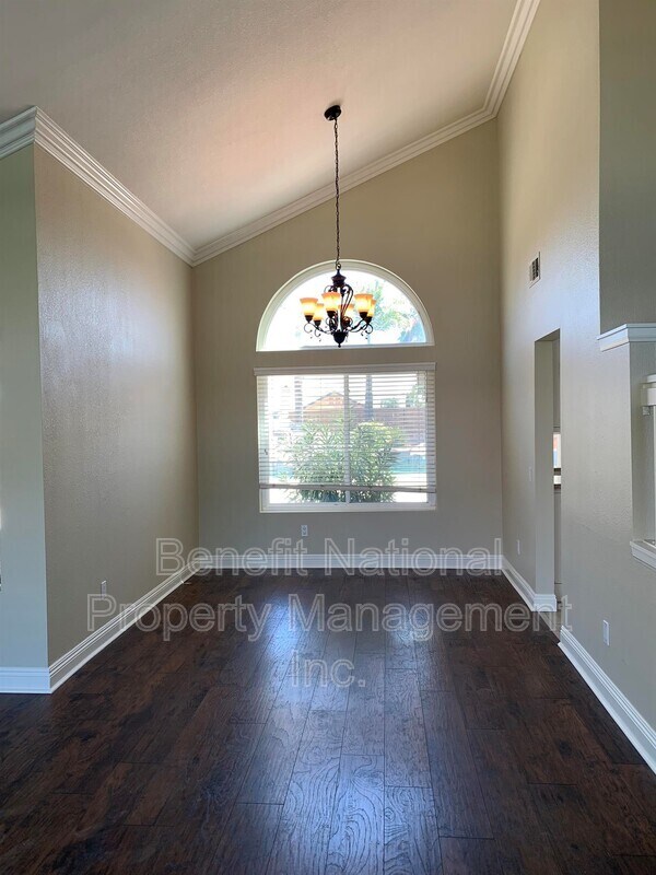 Building Photo - 24307 Saradella Ct