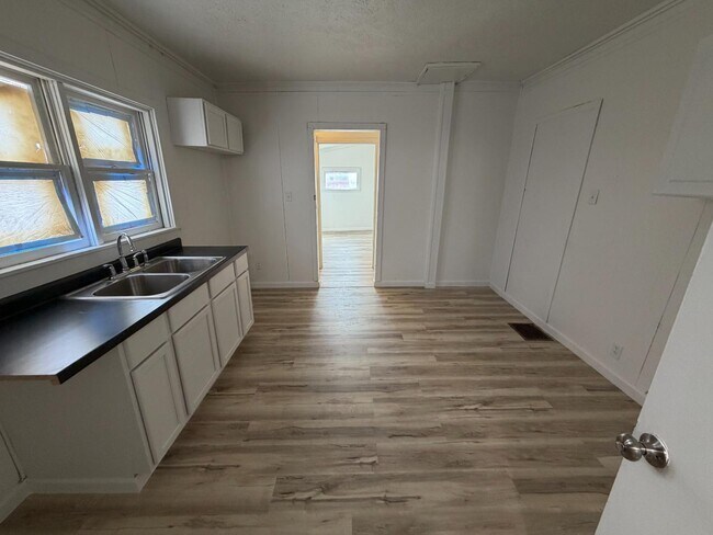 Foto del edificio - 2900 S 13th St