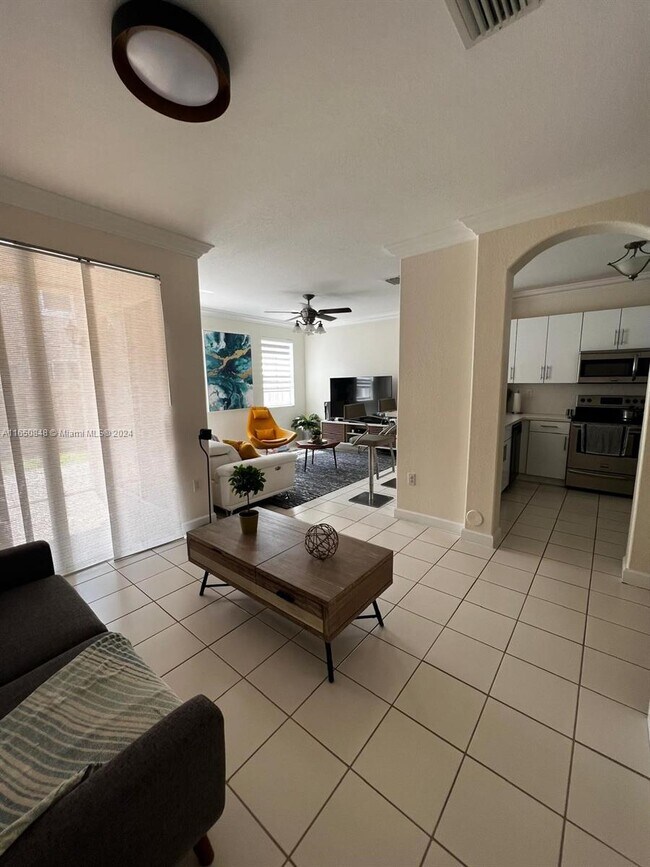 Foto del edificio - 14928 SW 23rd St