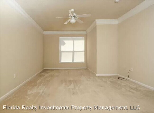 Building Photo - 8830 Villa View Cir