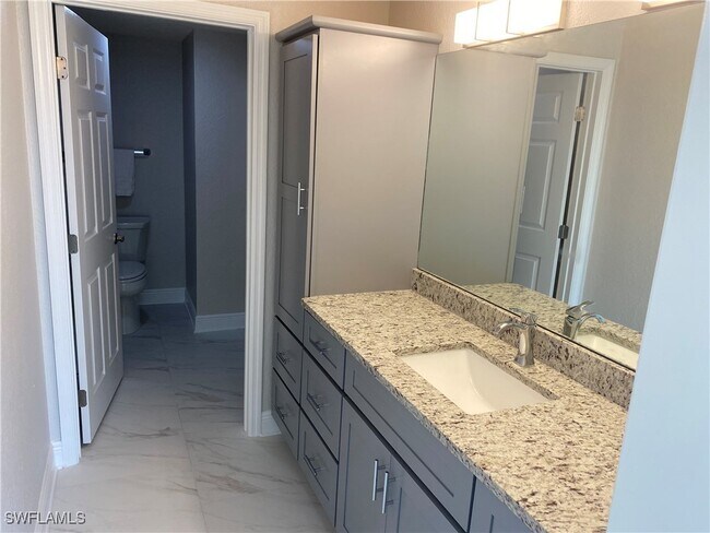 Foto del edificio - 23660 Walden Center Dr