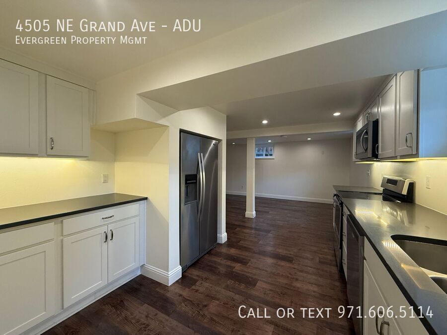 Foto principal - 4505 NE Grand Ave