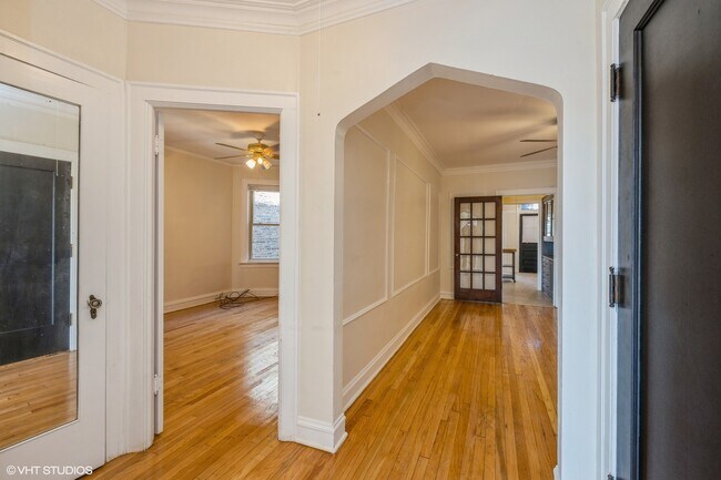Building Photo - 7837 S Wood St
