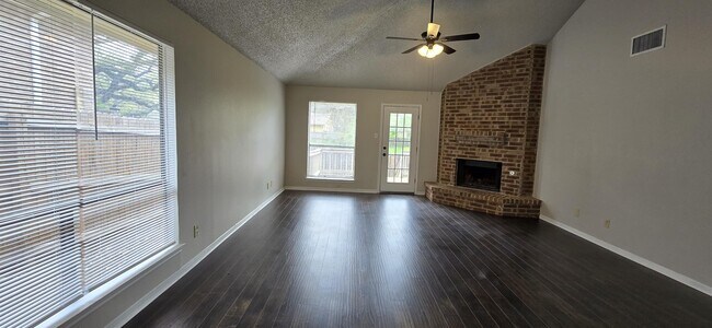 Foto del edificio - 8562 Timber Lodge