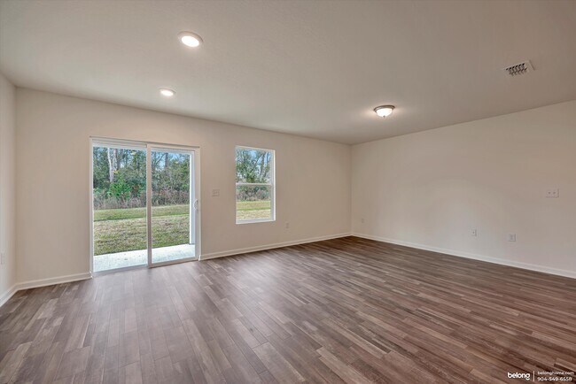 Foto del edificio - 45097 Red Brick Dr