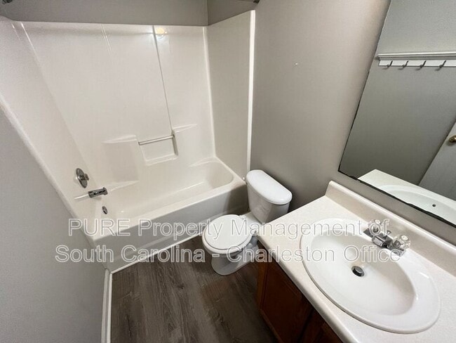 Building Photo - 7206 Sweetgrass Blvd