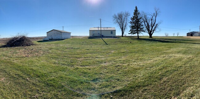 Building Photo - 3032 County Home Rd