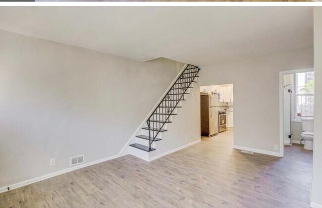 Foto del edificio - 3172 Agate St