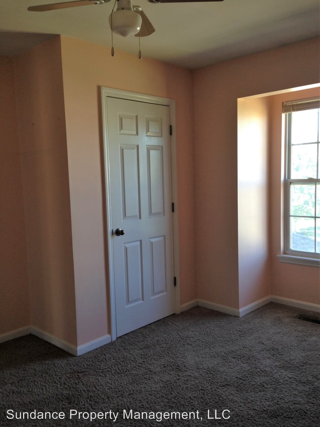Building Photo - 8171 Celestial Cir