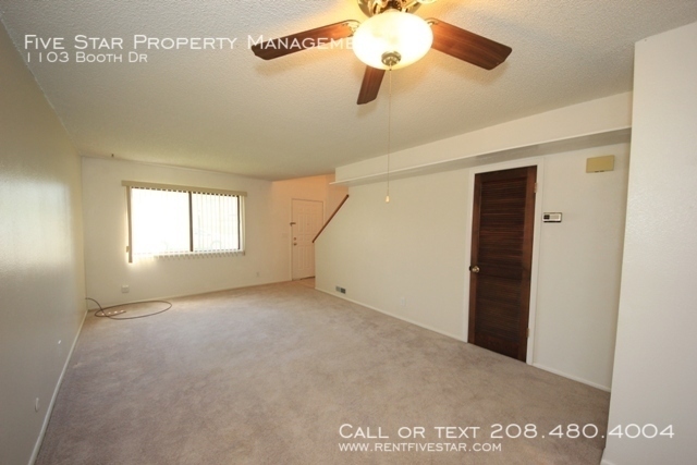 Building Photo - 1103 Booth Dr