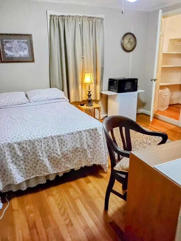 Foto del edificio - 219 Harmony St