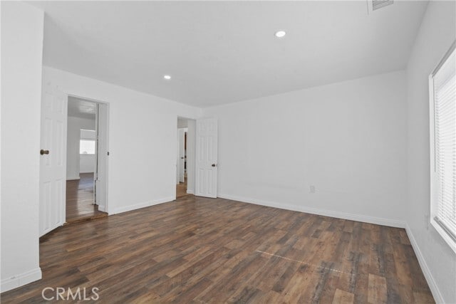 Foto del edificio - 8457 Hemlock Ave