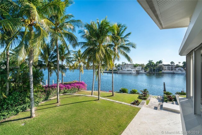 Foto del edificio - 550 Arvida Pkwy