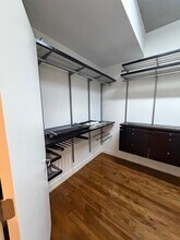 Building Photo - 5005 Hidalgo St