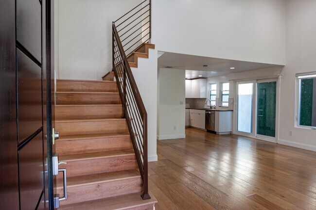 Building Photo - 8827 Pershing Dr